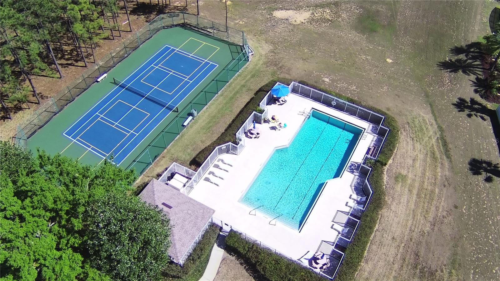 Listing photo id 86 for 609 Hampton Drive