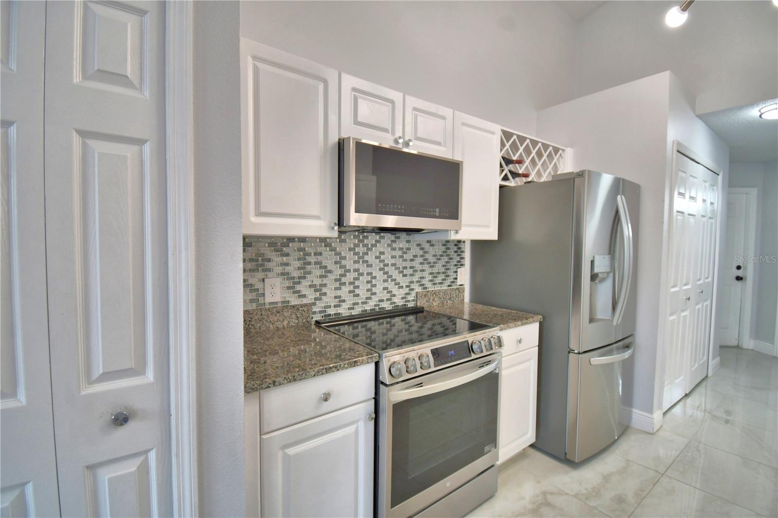 Image 13 of 47 For 459 Tivoli Circle