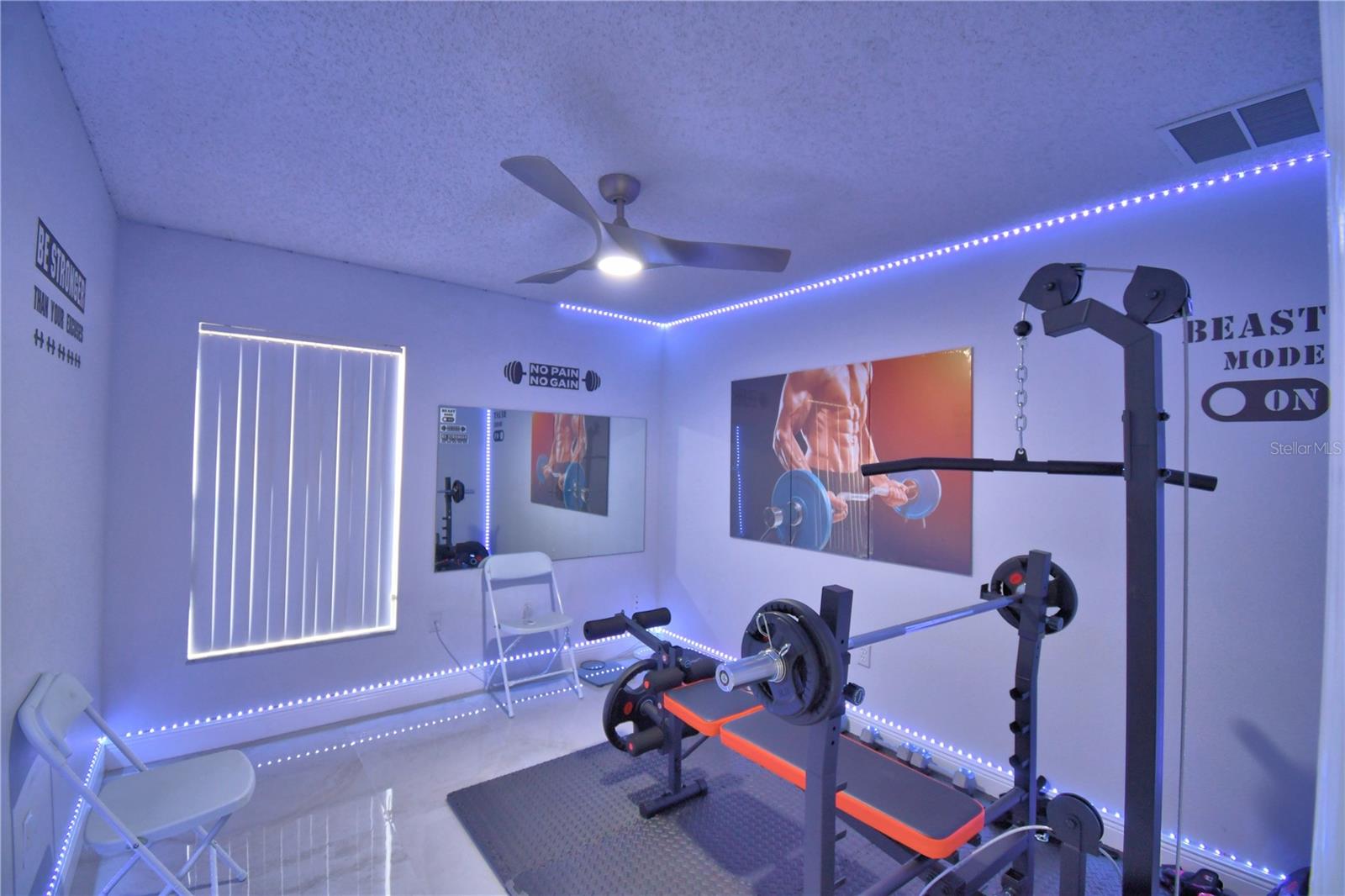 Image 25 of 47 For 459 Tivoli Circle