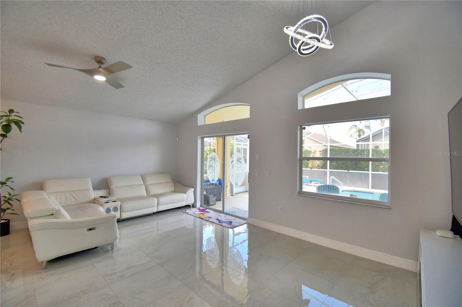 Image 6 of 47 For 459 Tivoli Circle