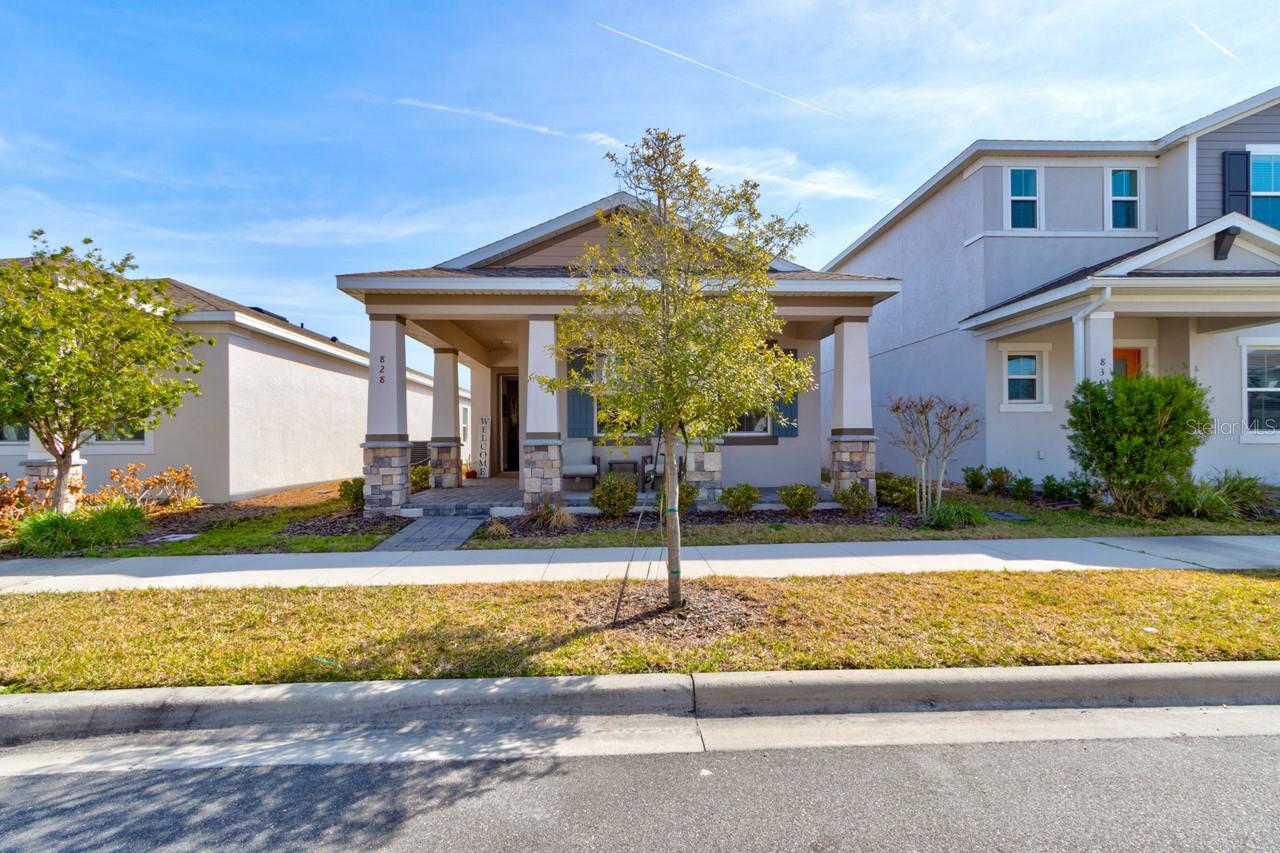 Image 2 of 20 For 828 Middleton Street