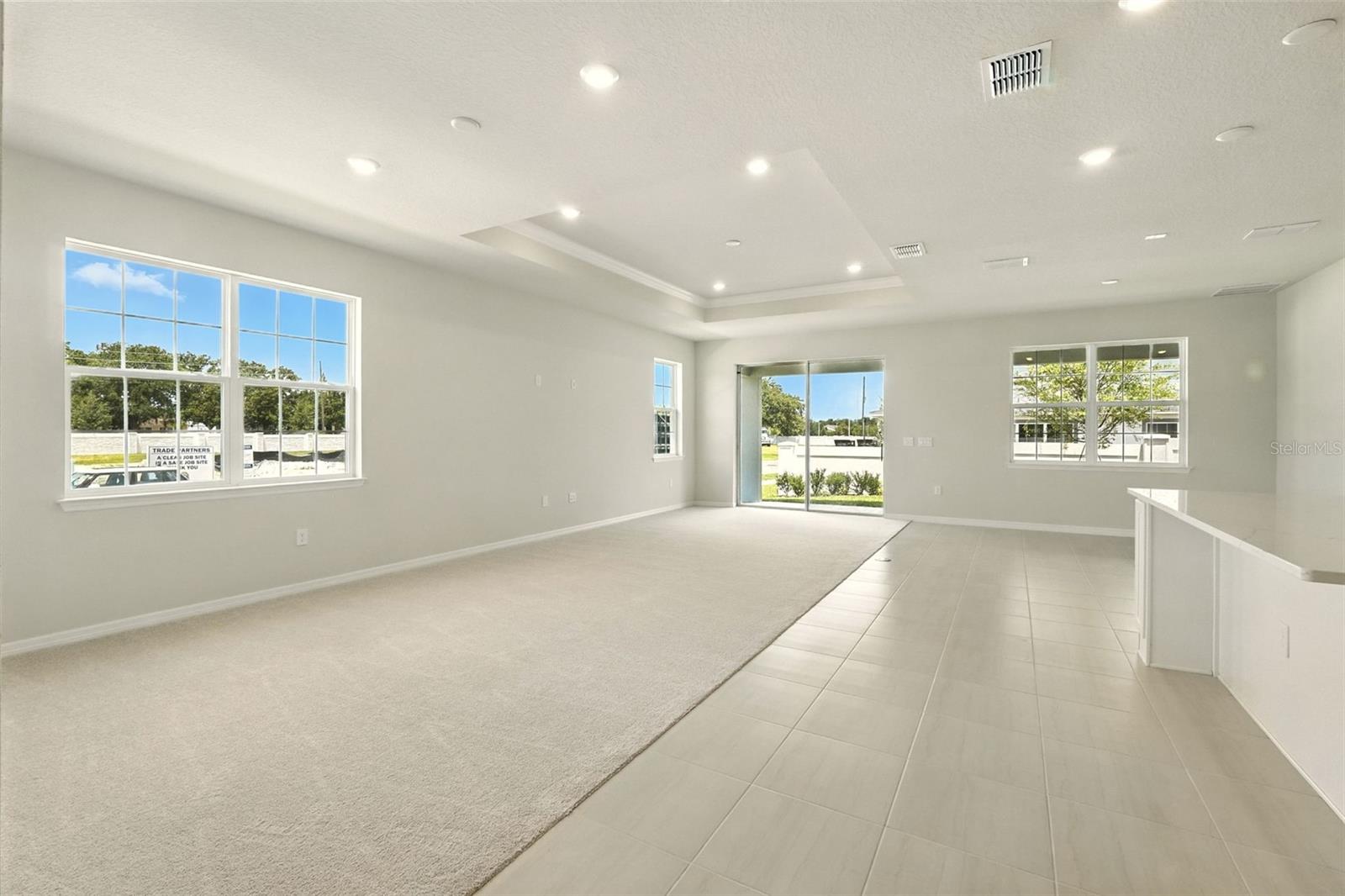 Image 5 of 25 For 276 Summer Pine Street