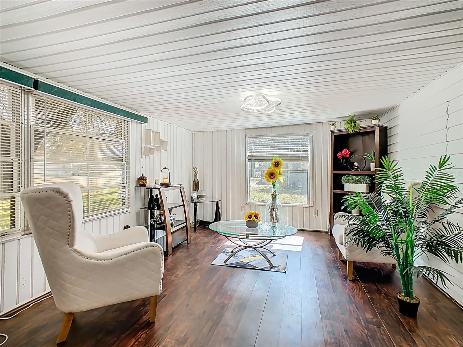 Image 10 of 51 For 106 Hales Road