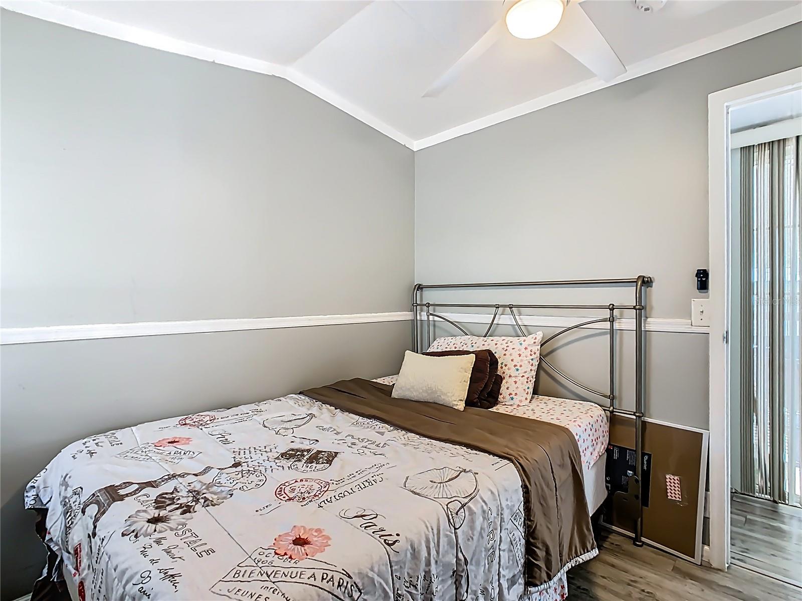 Image 23 of 51 For 106 Hales Road