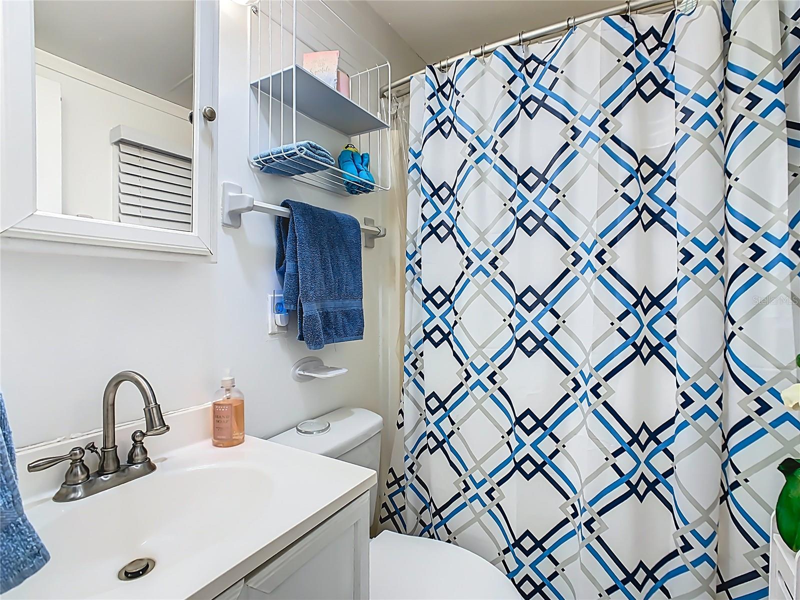 Image 24 of 51 For 106 Hales Road