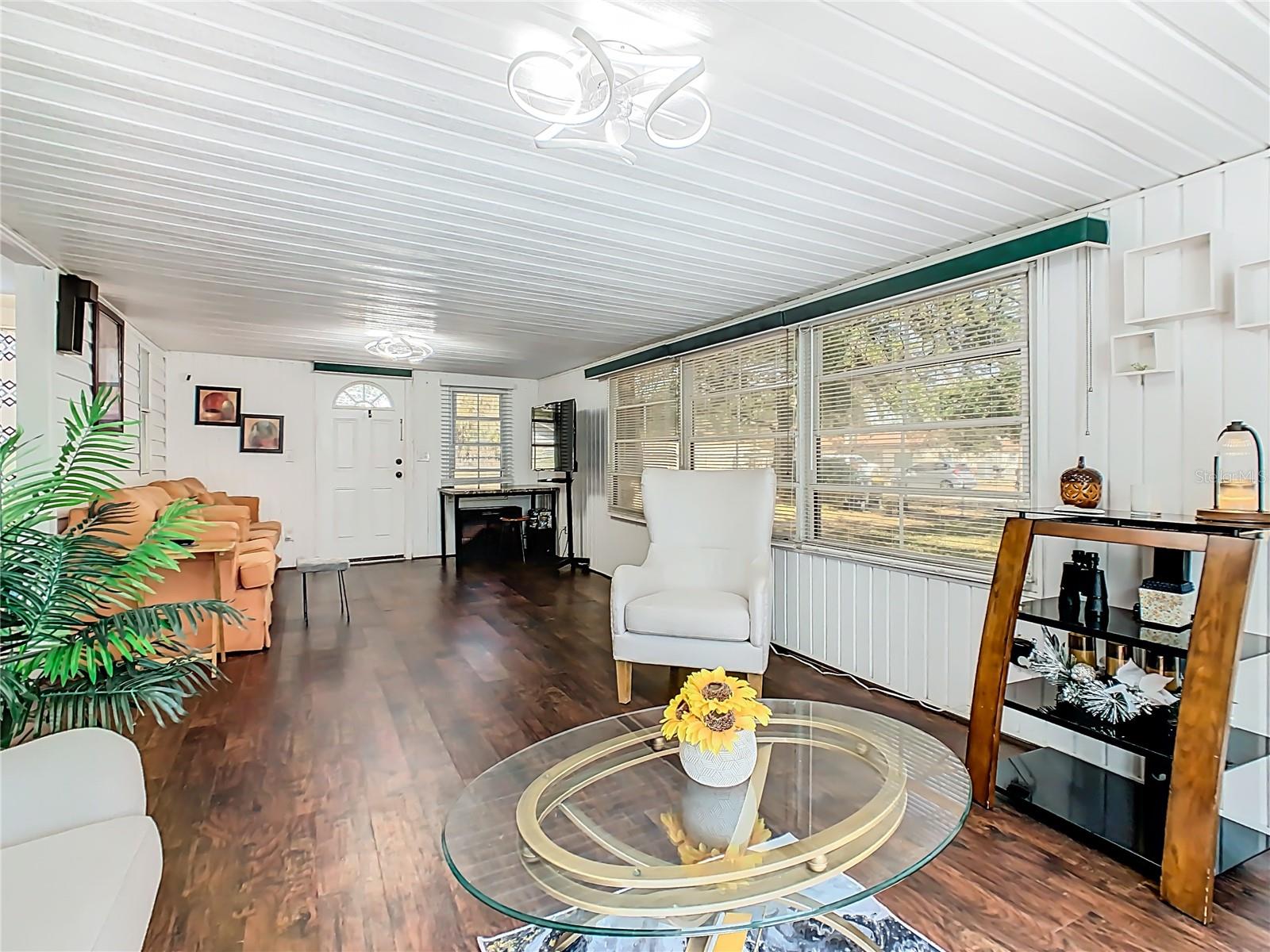 Image 8 of 51 For 106 Hales Road