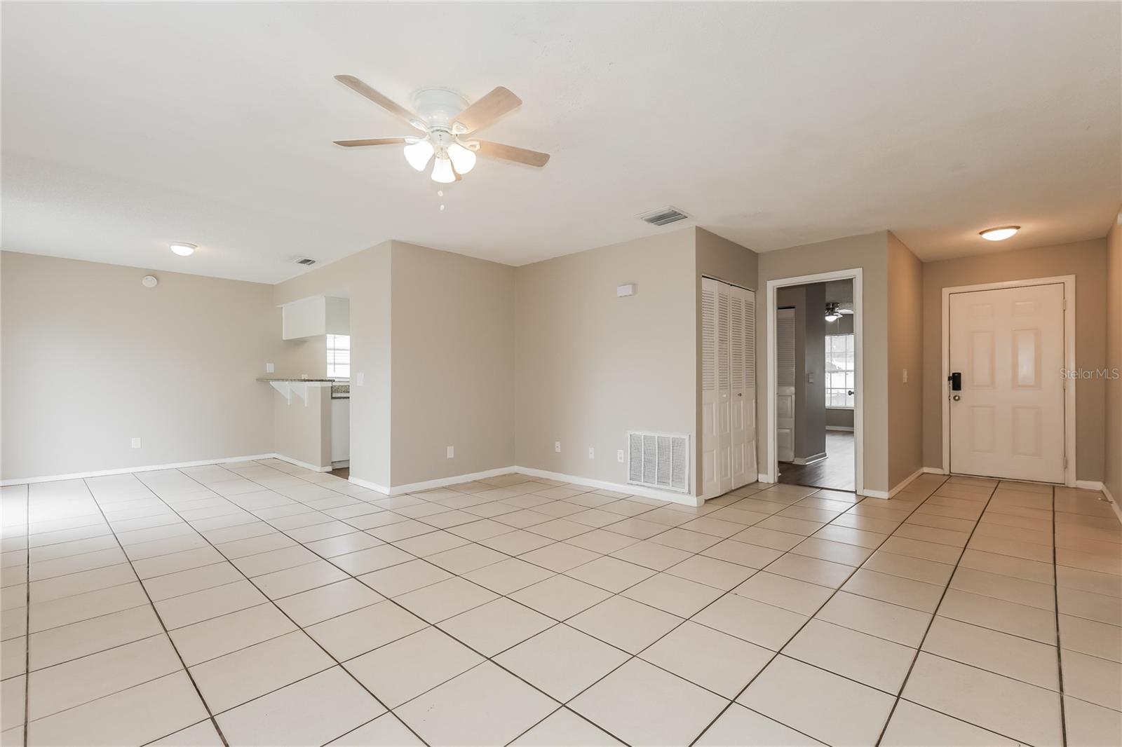 Listing photo id 1 for 2210 Merrin Street