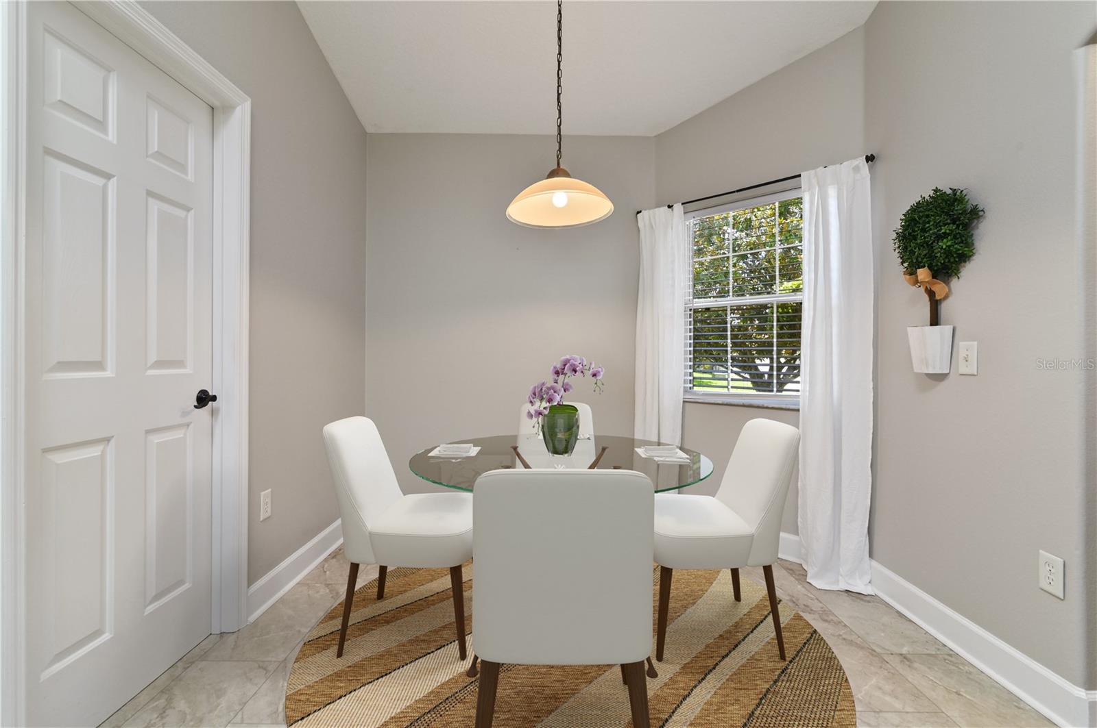 Image 25 of 68 For 10330 Pleasant View Dr.