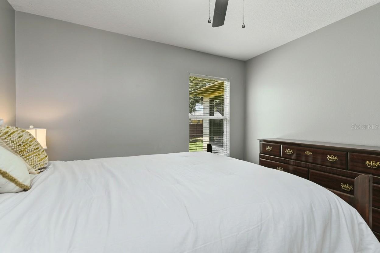 Image 40 of 68 For 10330 Pleasant View Dr.