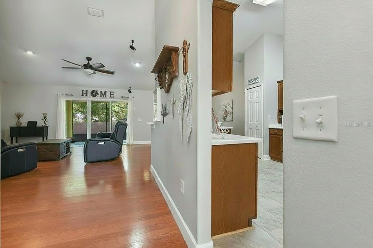 Image 8 of 68 For 10330 Pleasant View Dr.