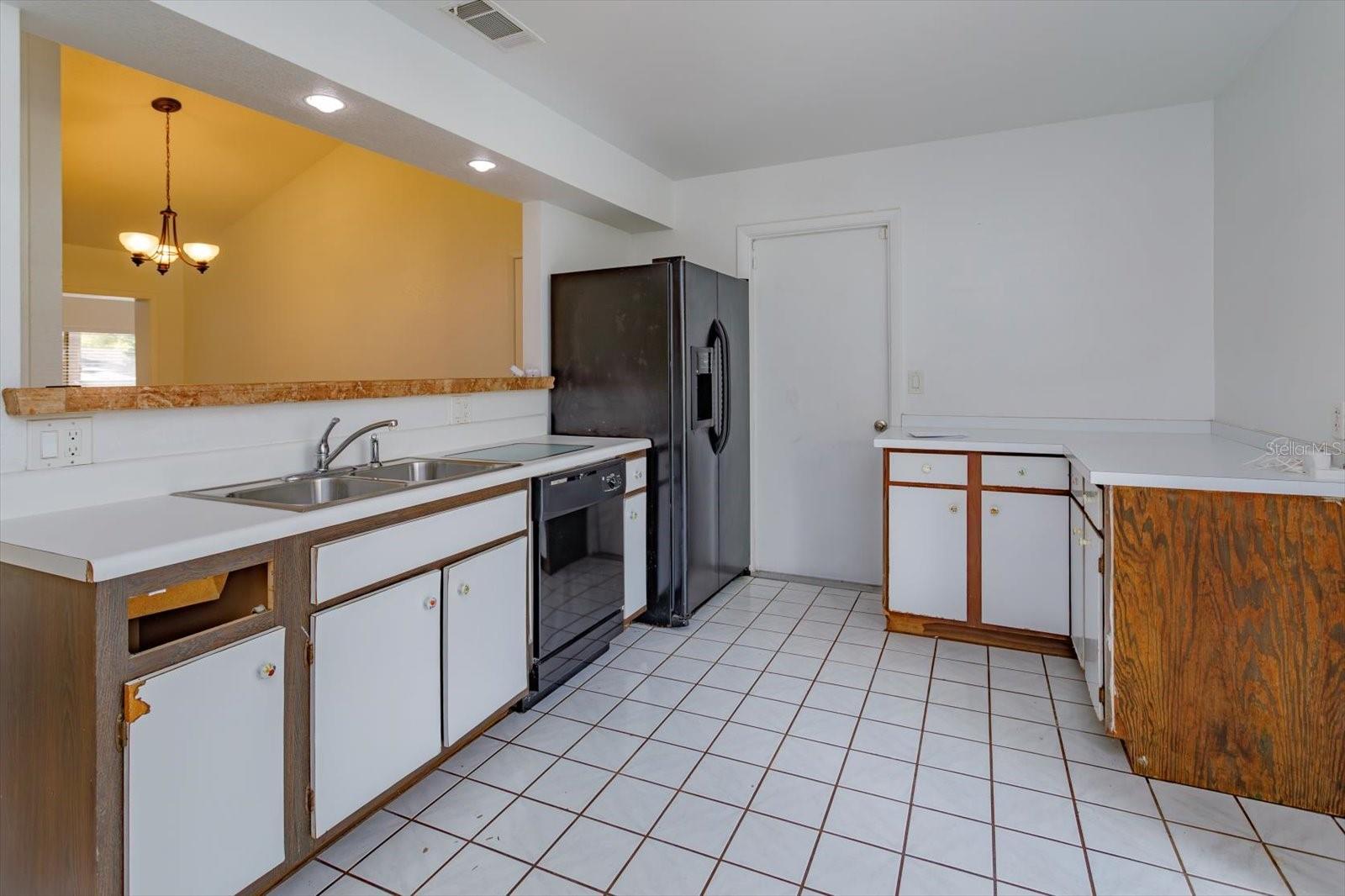 Image 13 of 29 For 762 Sheoah Boulevard