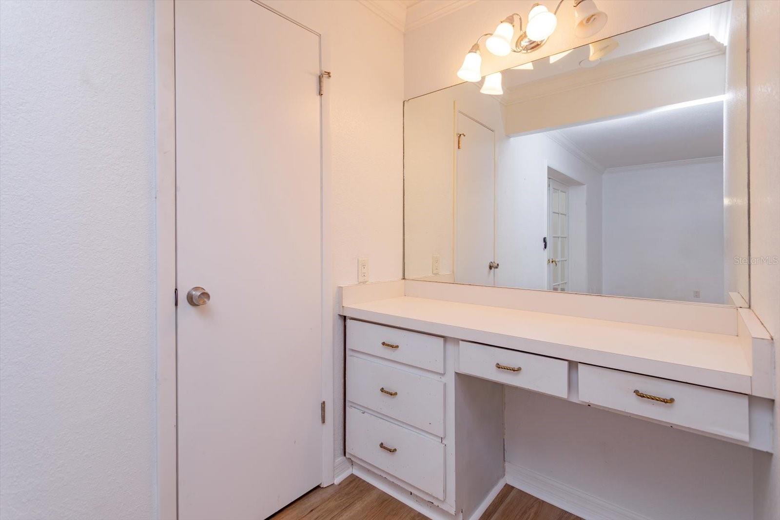 Image 21 of 29 For 762 Sheoah Boulevard