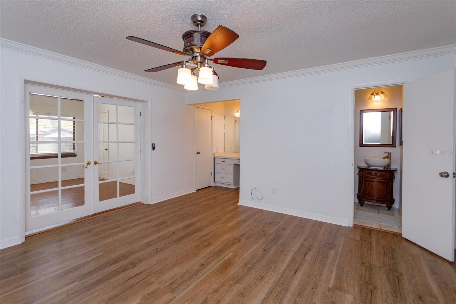 Image 22 of 29 For 762 Sheoah Boulevard