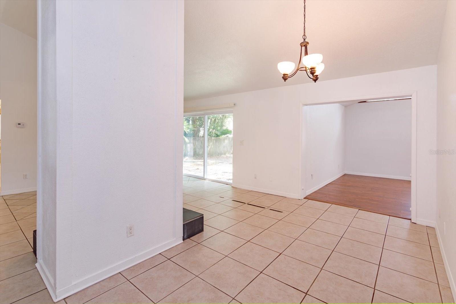 Image 6 of 29 For 762 Sheoah Boulevard