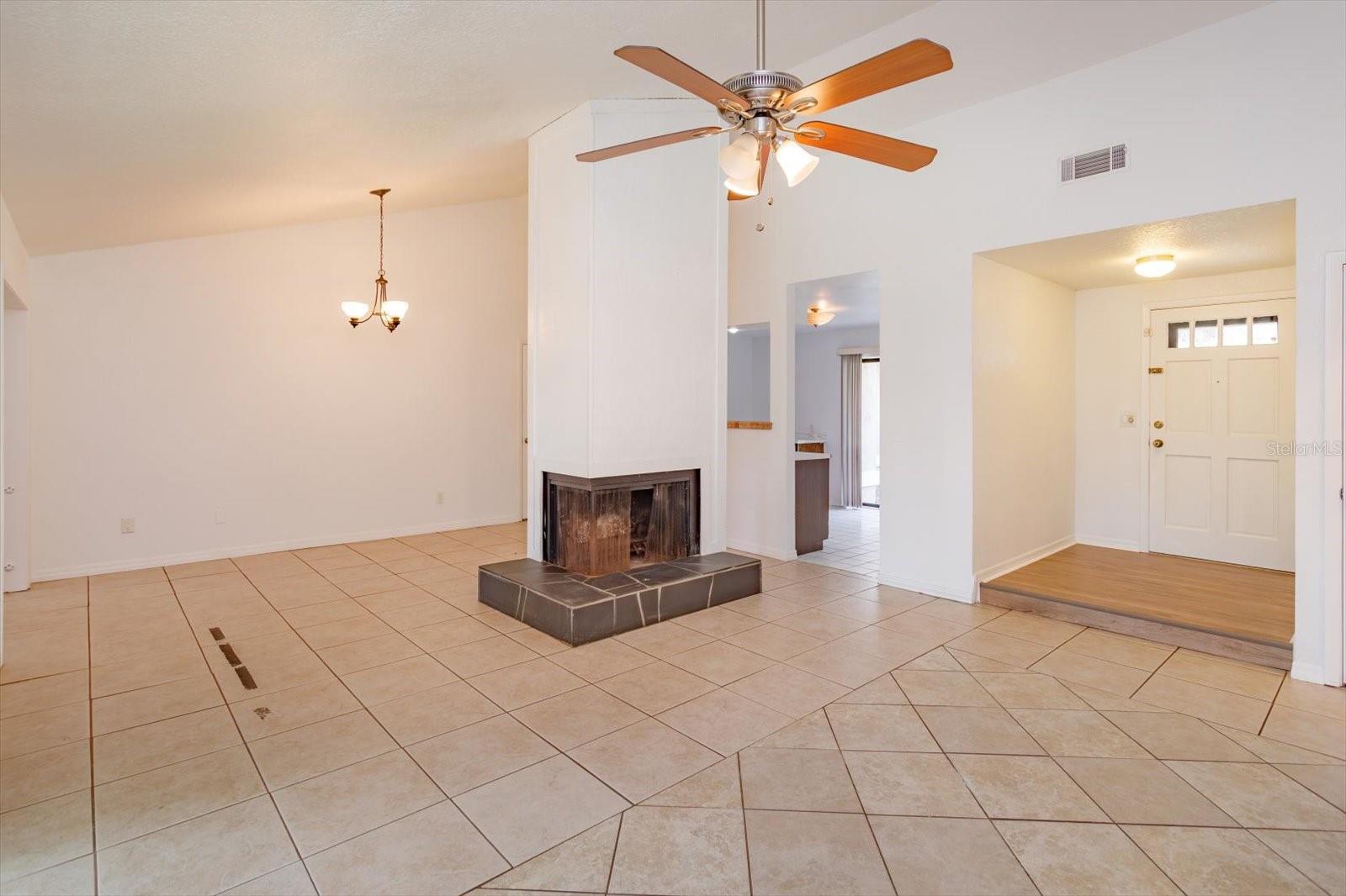 Image 9 of 29 For 762 Sheoah Boulevard