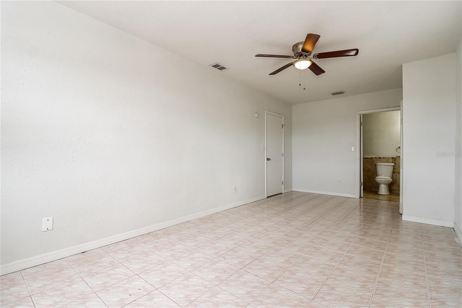 Image 10 of 16 For 2740 38th Street S