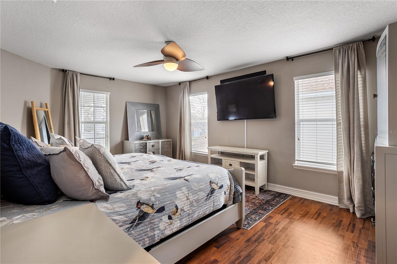 Image 18 of 46 For 6911 Beargrass Road