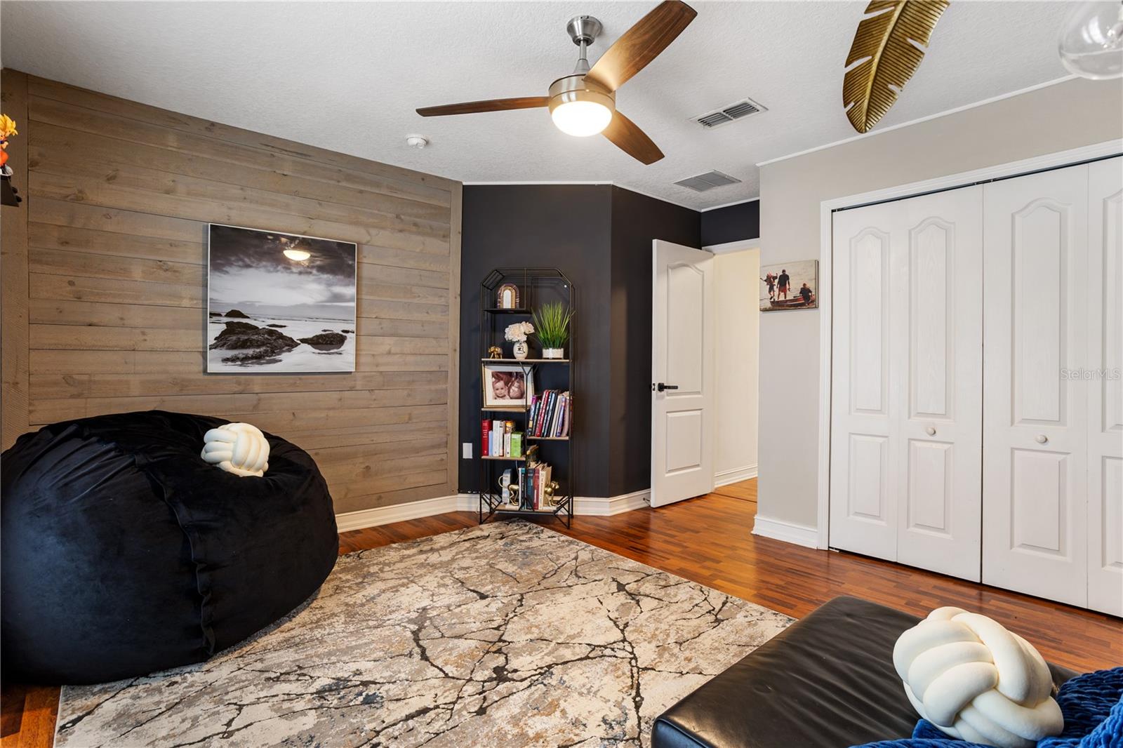 Image 28 of 46 For 6911 Beargrass Road