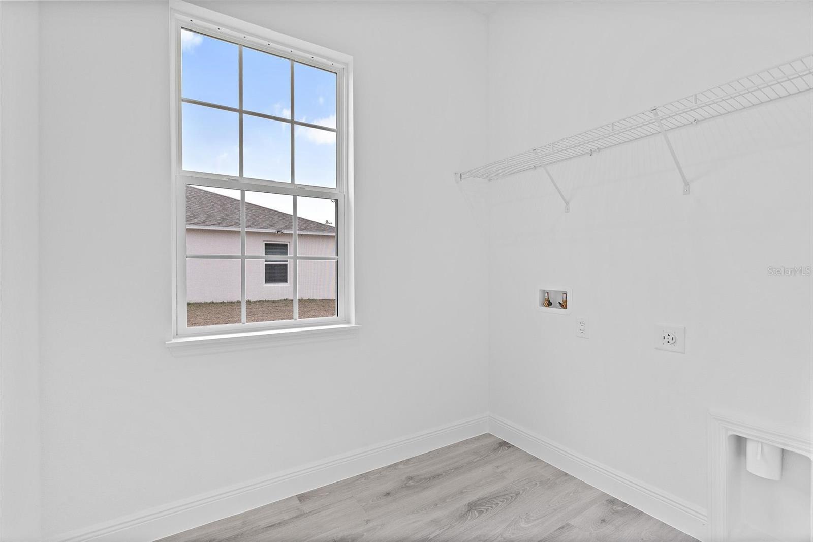 Image 15 of 34 For 16831 39th Circle