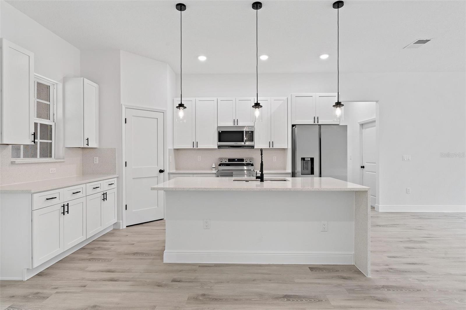 Image 27 of 34 For 16831 39th Circle