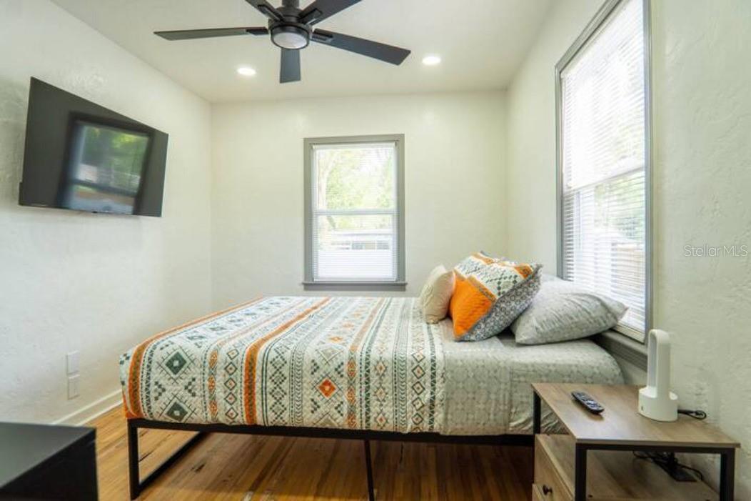 Image 14 of 68 For 2008 Page Avenue