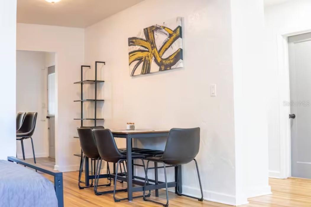 Image 17 of 68 For 2008 Page Avenue