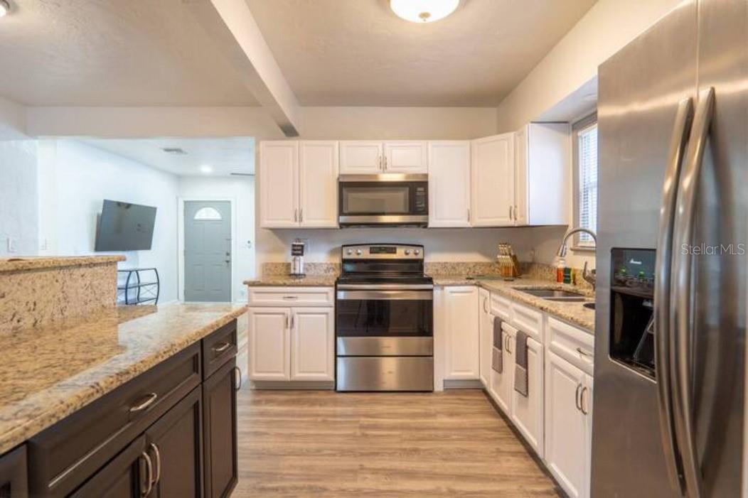 Image 3 of 68 For 2008 Page Avenue