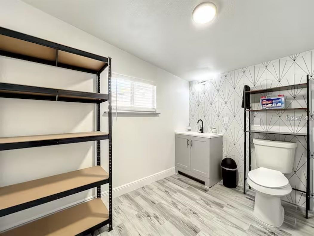 Image 35 of 68 For 2008 Page Avenue