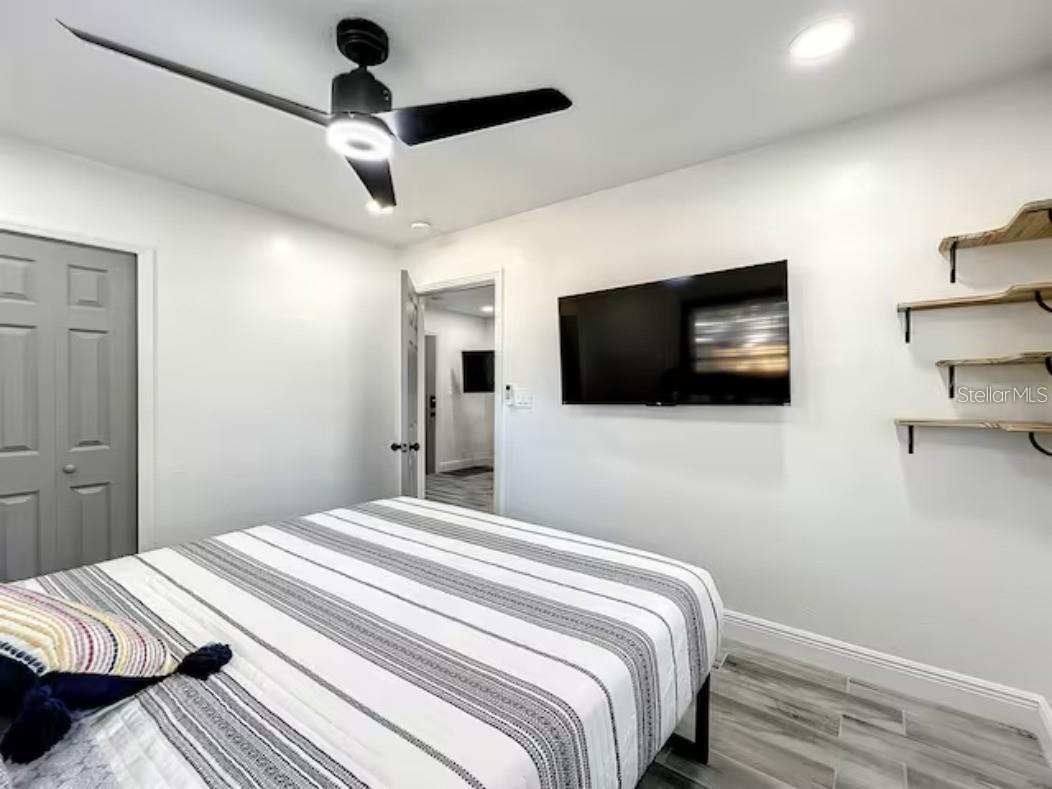 Image 53 of 68 For 2008 Page Avenue