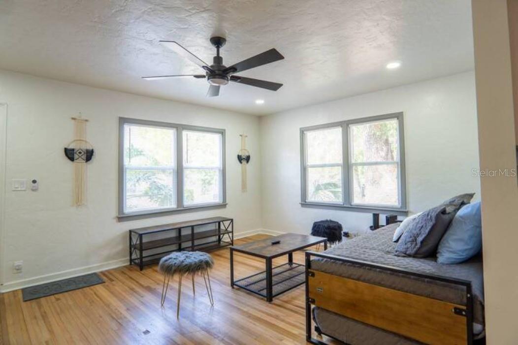 Image 7 of 68 For 2008 Page Avenue