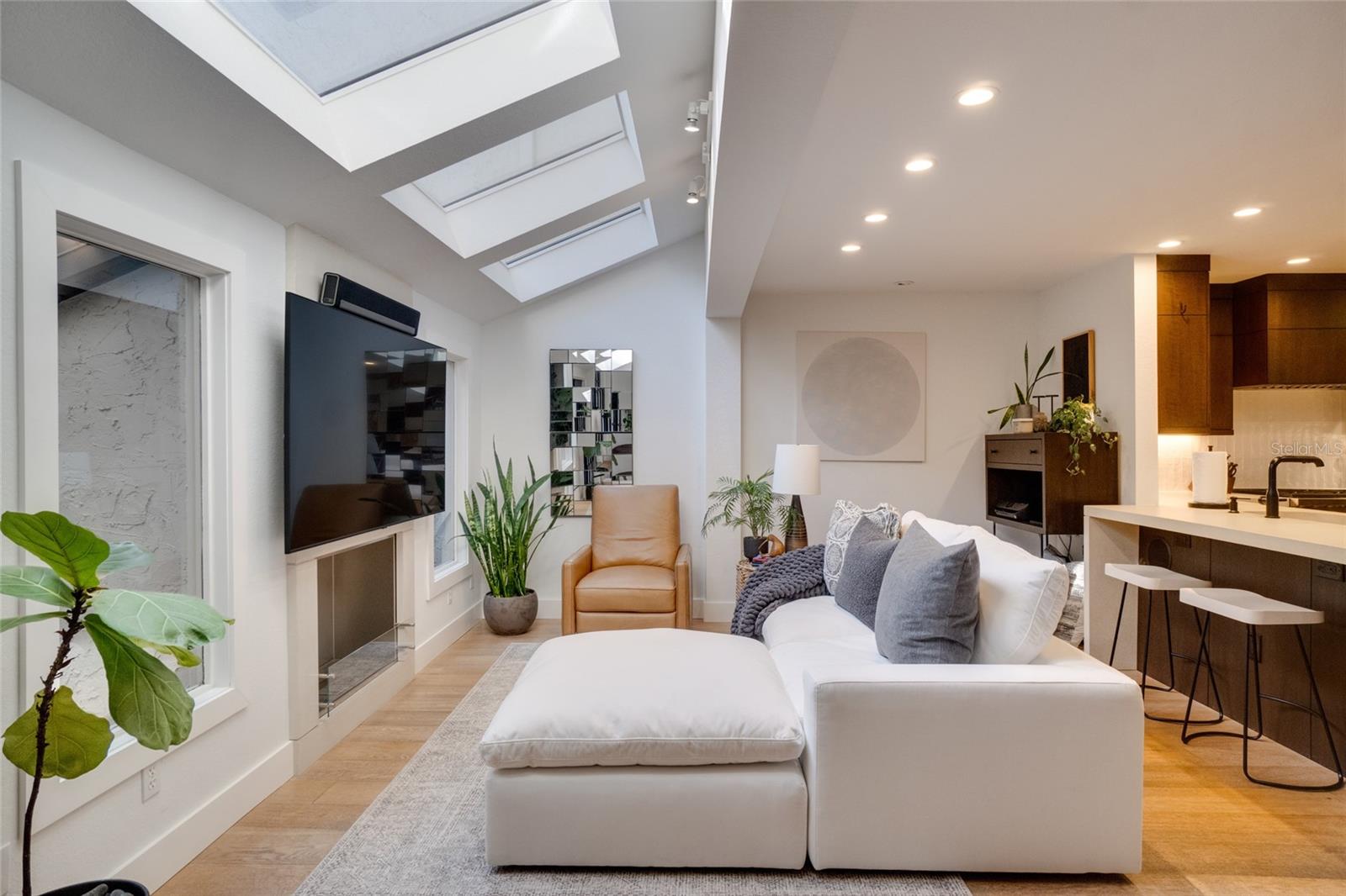 Image 22 of 52 For 1130 Washington Avenue 11c