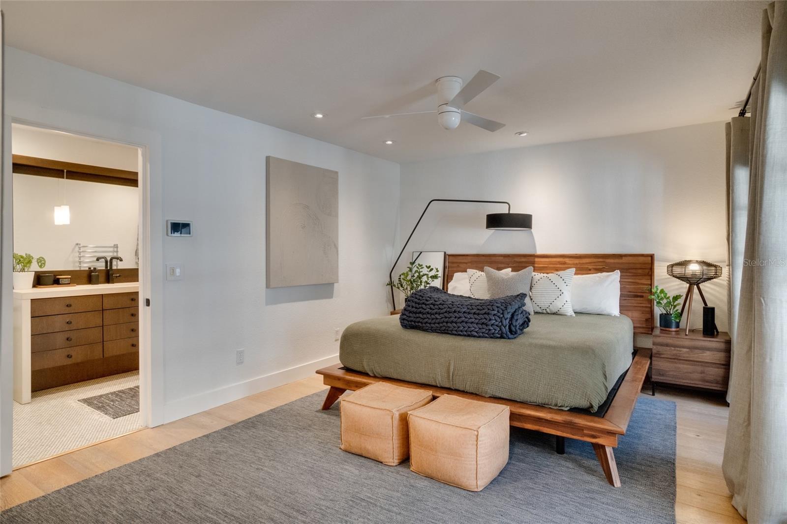 Image 27 of 52 For 1130 Washington Avenue 11c