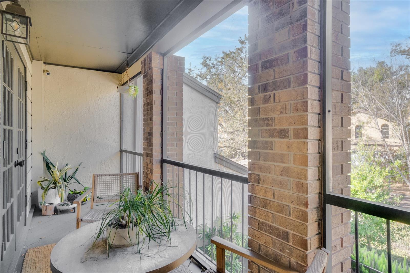 Image 30 of 52 For 1130 Washington Avenue 11c