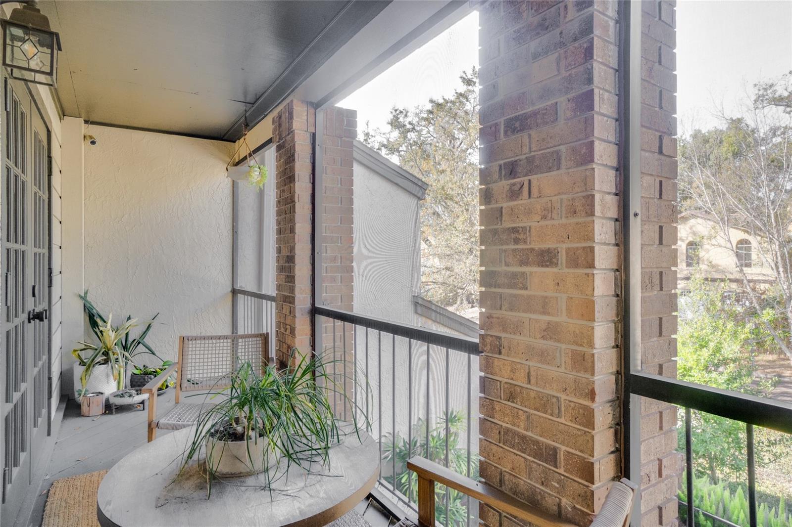 Image 31 of 52 For 1130 Washington Avenue 11c