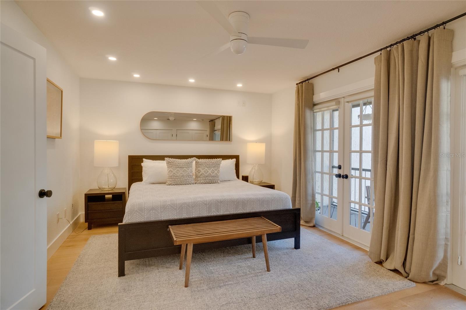 Image 34 of 52 For 1130 Washington Avenue 11c