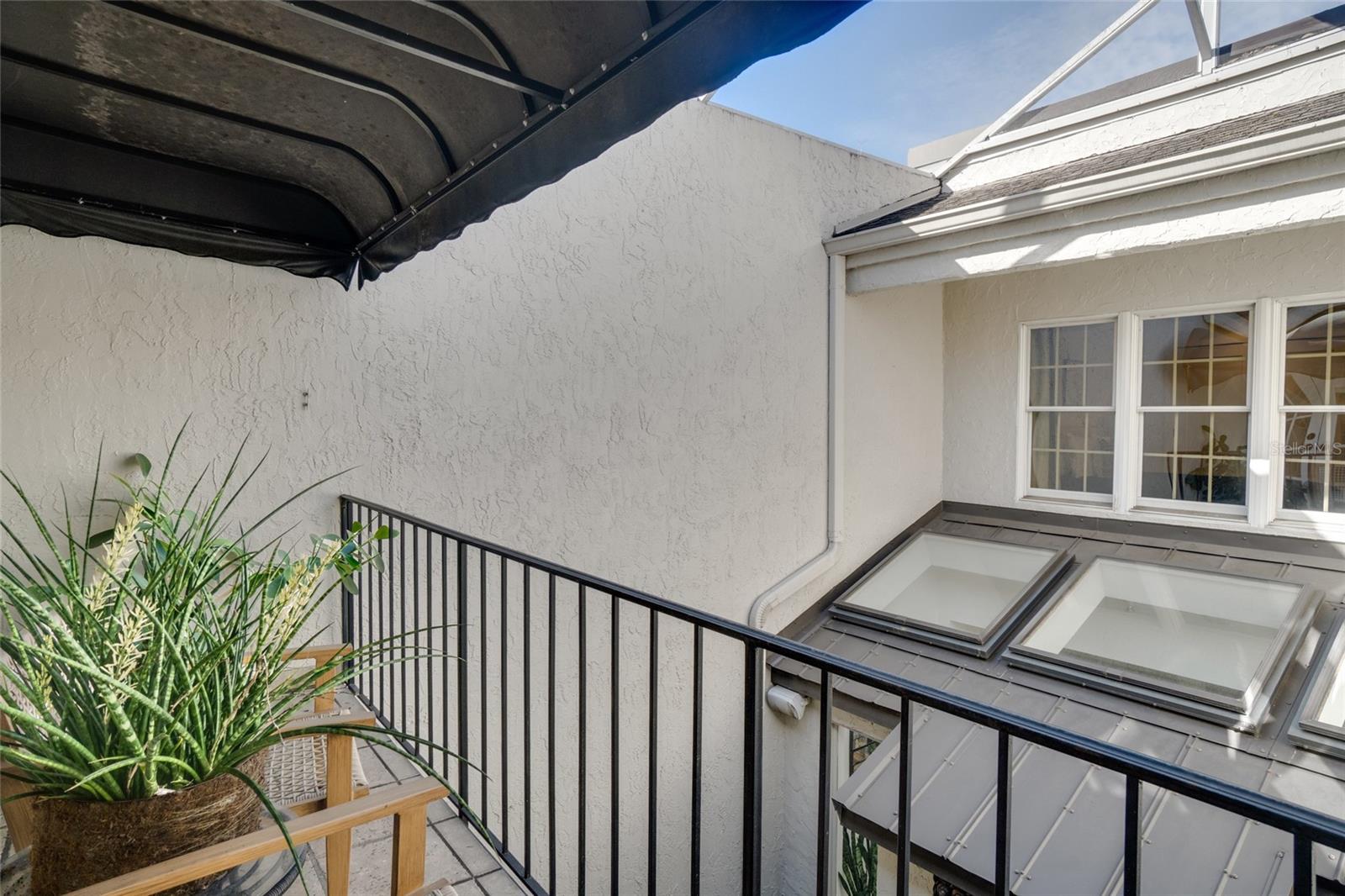 Image 41 of 52 For 1130 Washington Avenue 11c