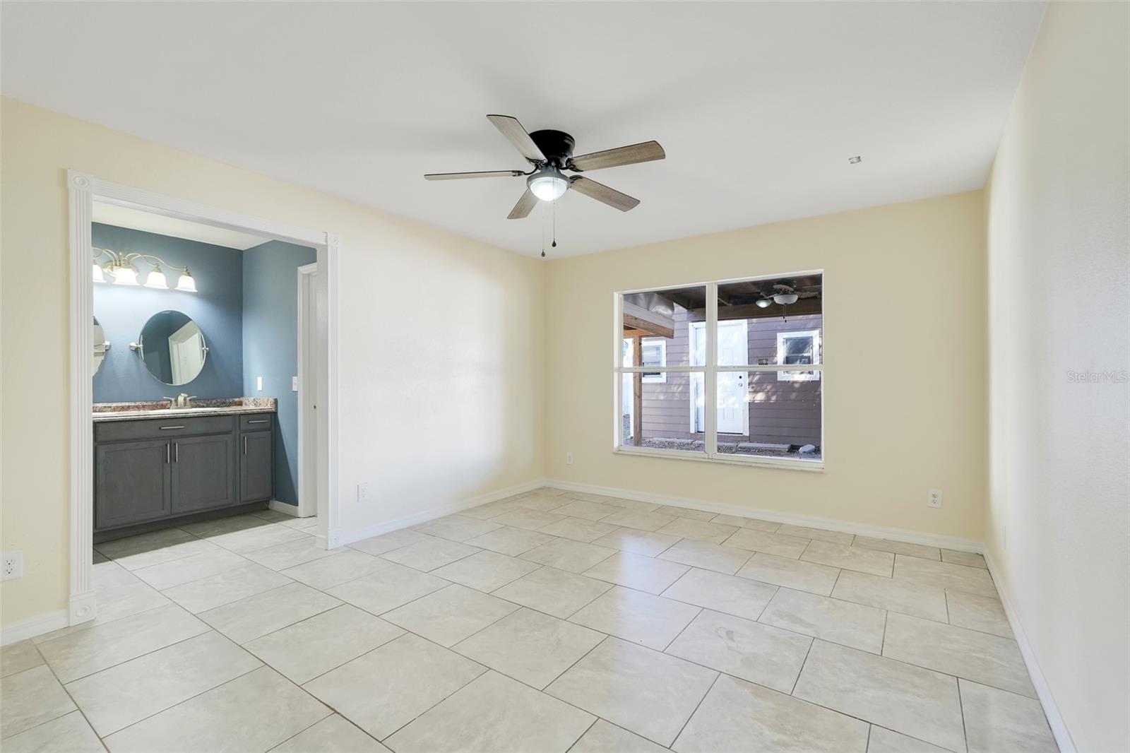 Image 12 of 43 For 617 Parakeet Court