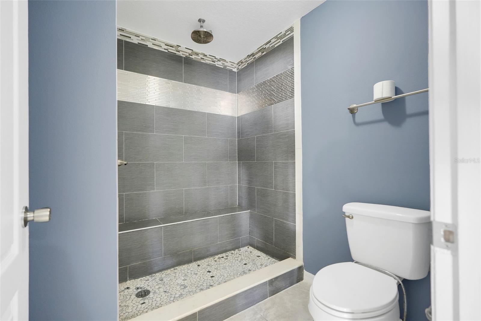 Image 15 of 43 For 617 Parakeet Court