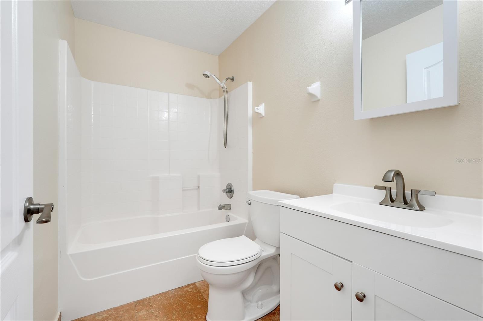Image 19 of 43 For 617 Parakeet Court