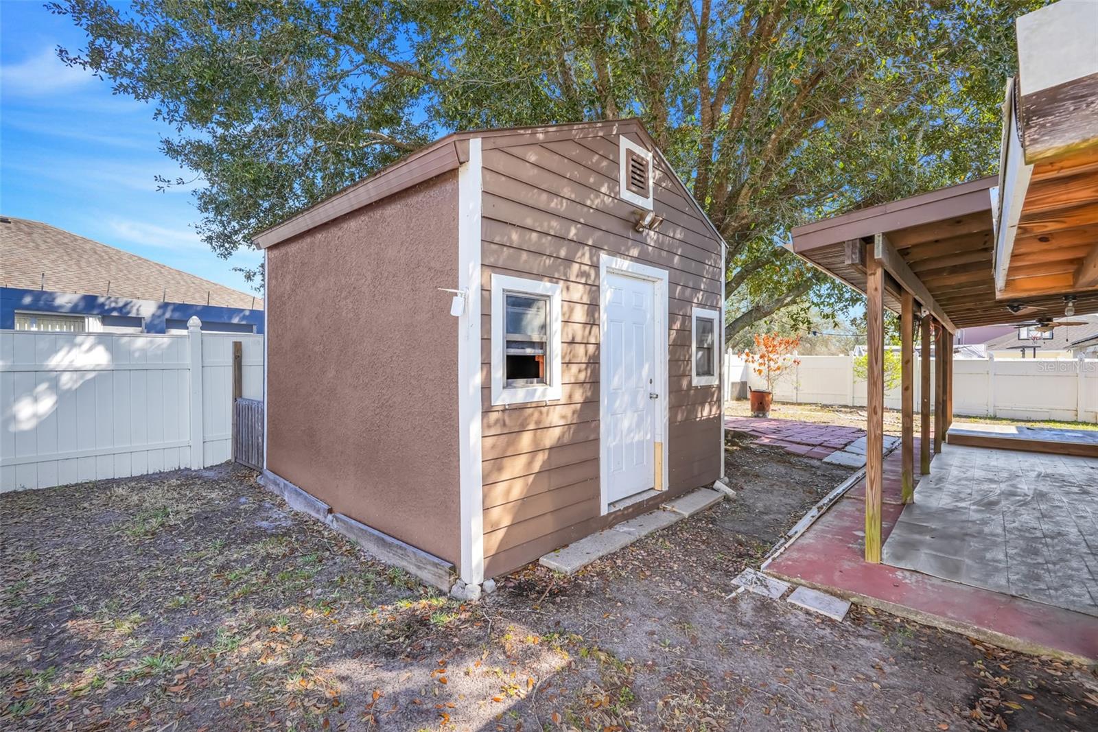 Image 30 of 43 For 617 Parakeet Court