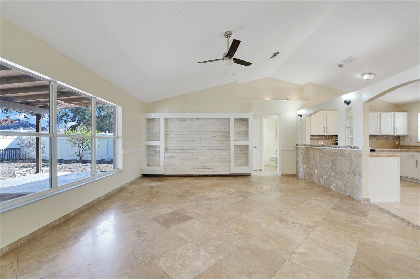 Image 4 of 43 For 617 Parakeet Court
