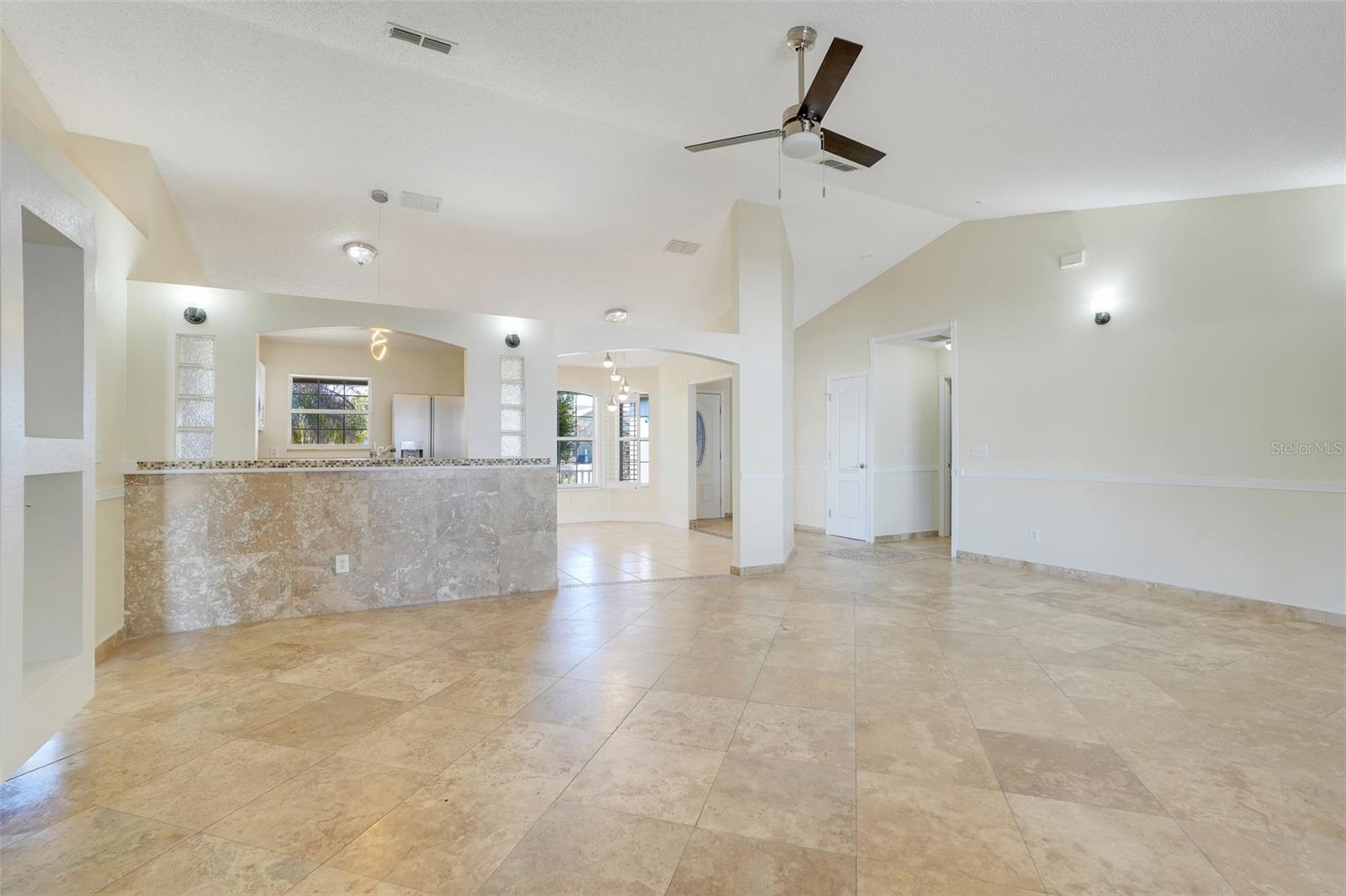 Image 5 of 43 For 617 Parakeet Court