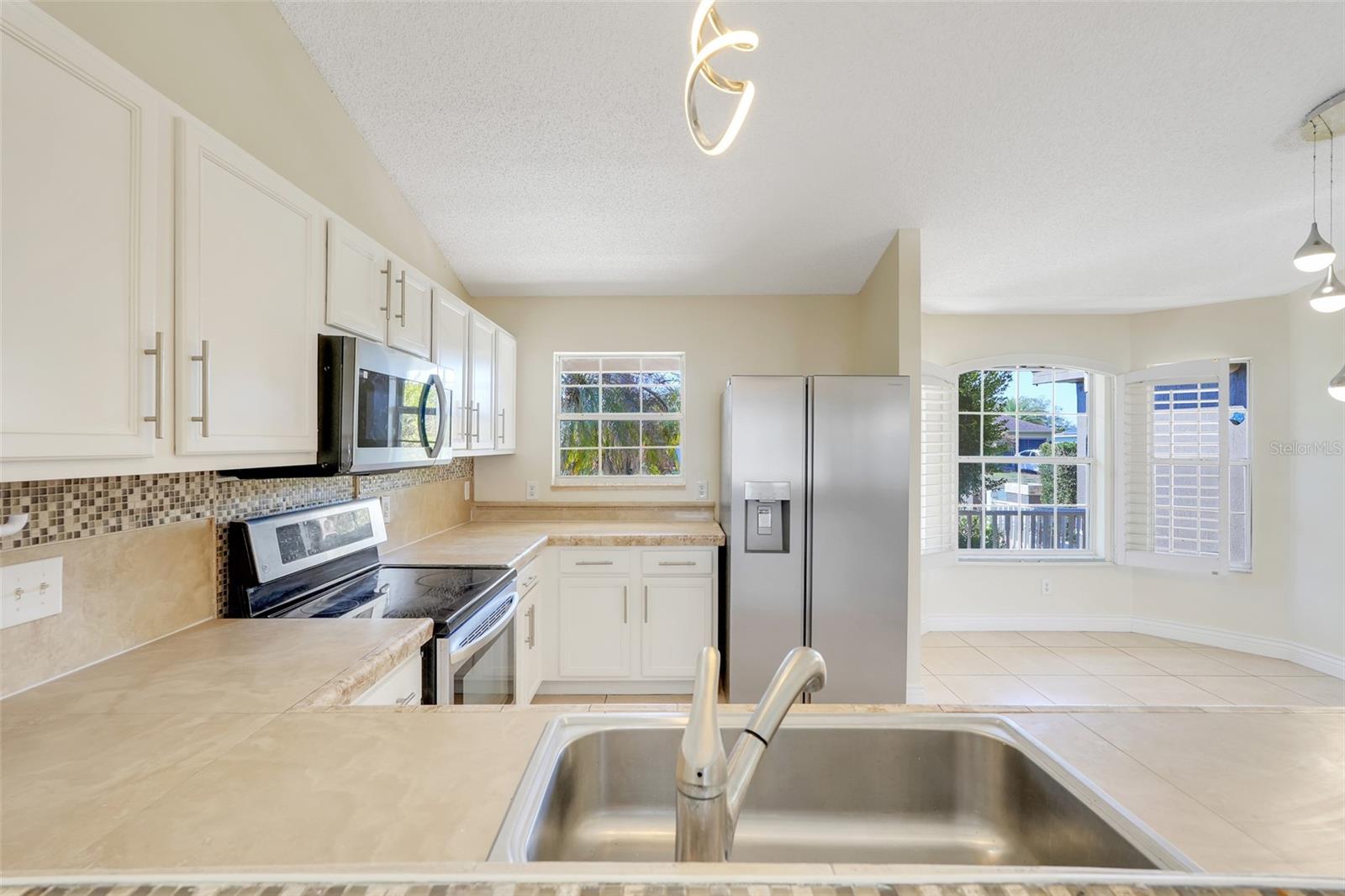 Image 6 of 43 For 617 Parakeet Court