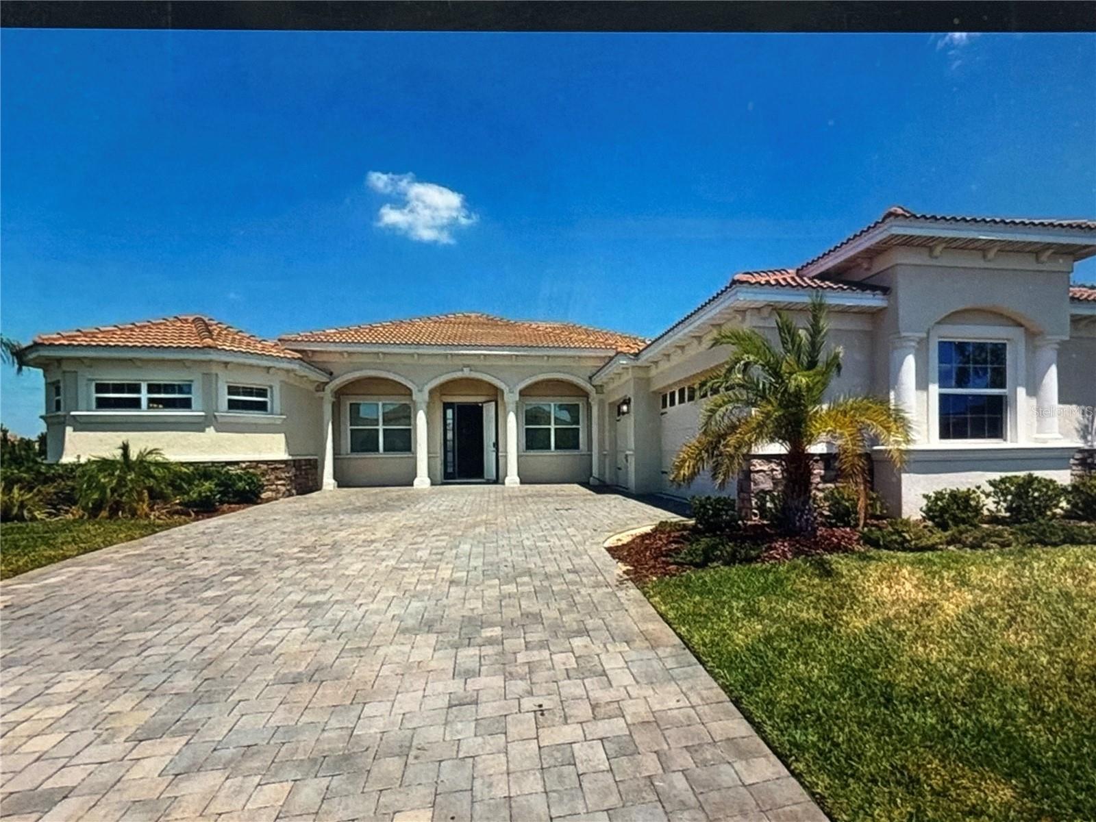 Details for 8851 Fallen Oak Drive, DAVENPORT, FL 33896