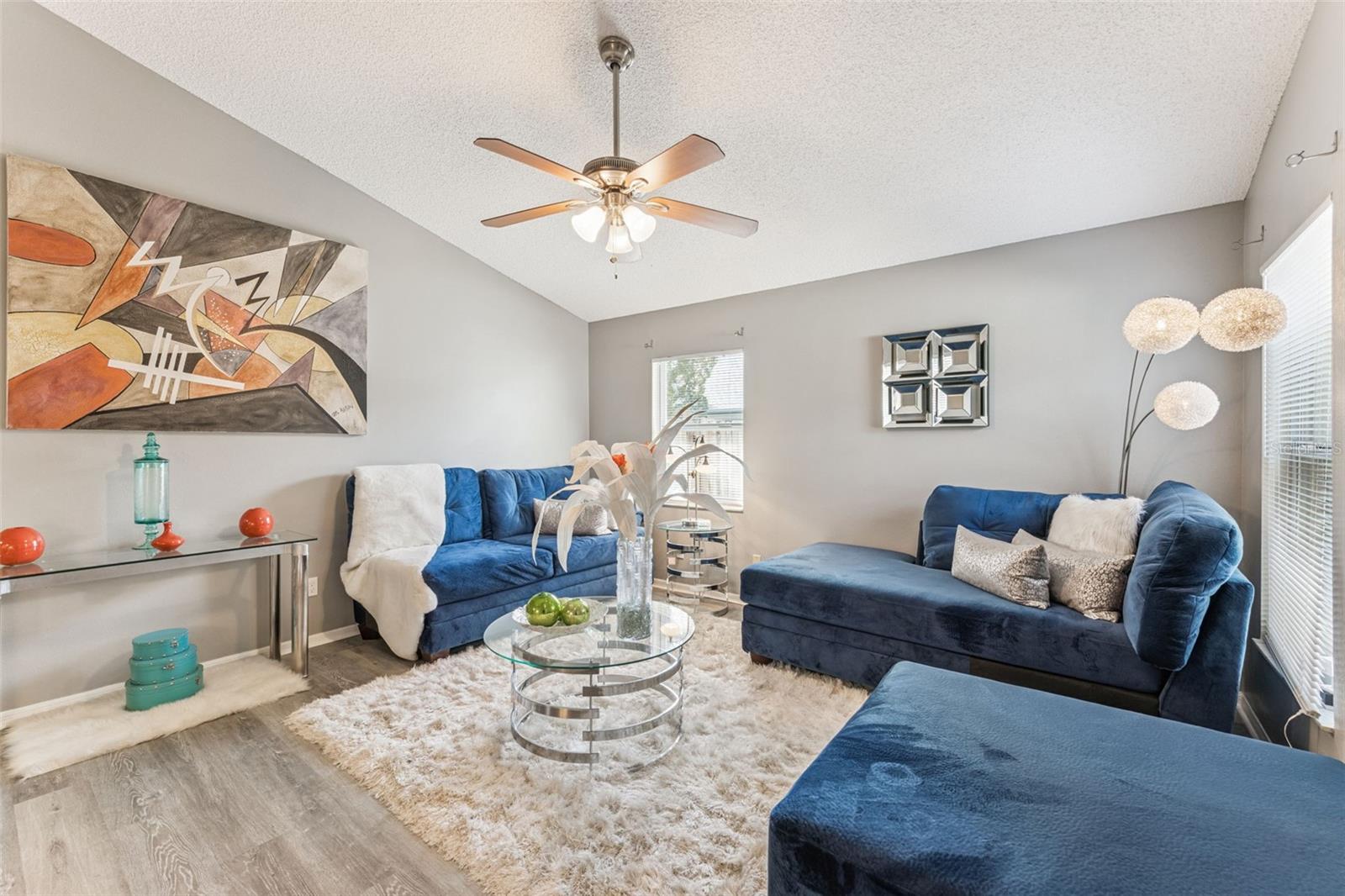 Image 3 of 19 For 4474 Goldenrain Court