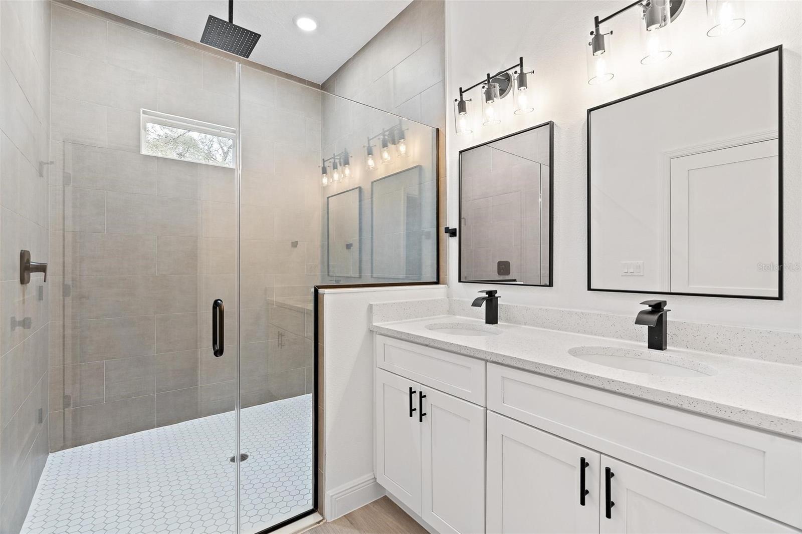 Image 10 of 35 For 16825 39th Circle