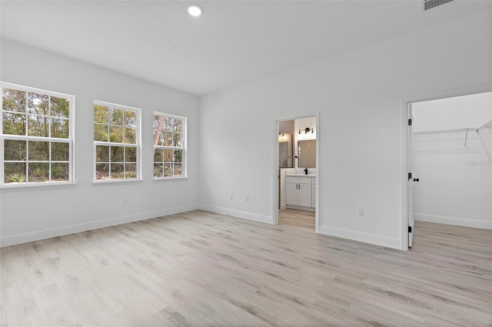 Image 11 of 35 For 16825 39th Circle