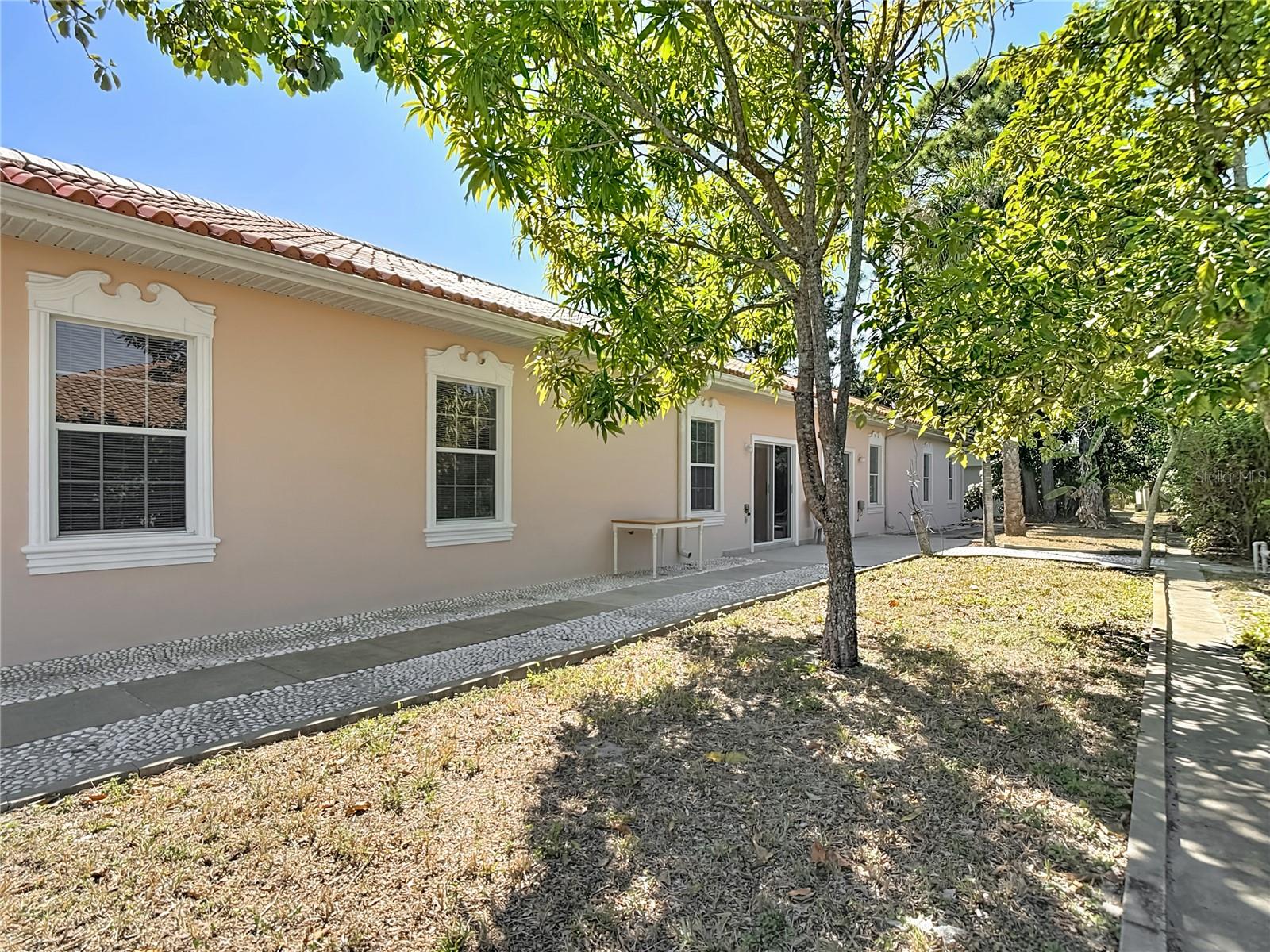 Image 25 of 39 For 11258 San Sebastian Lane 11258