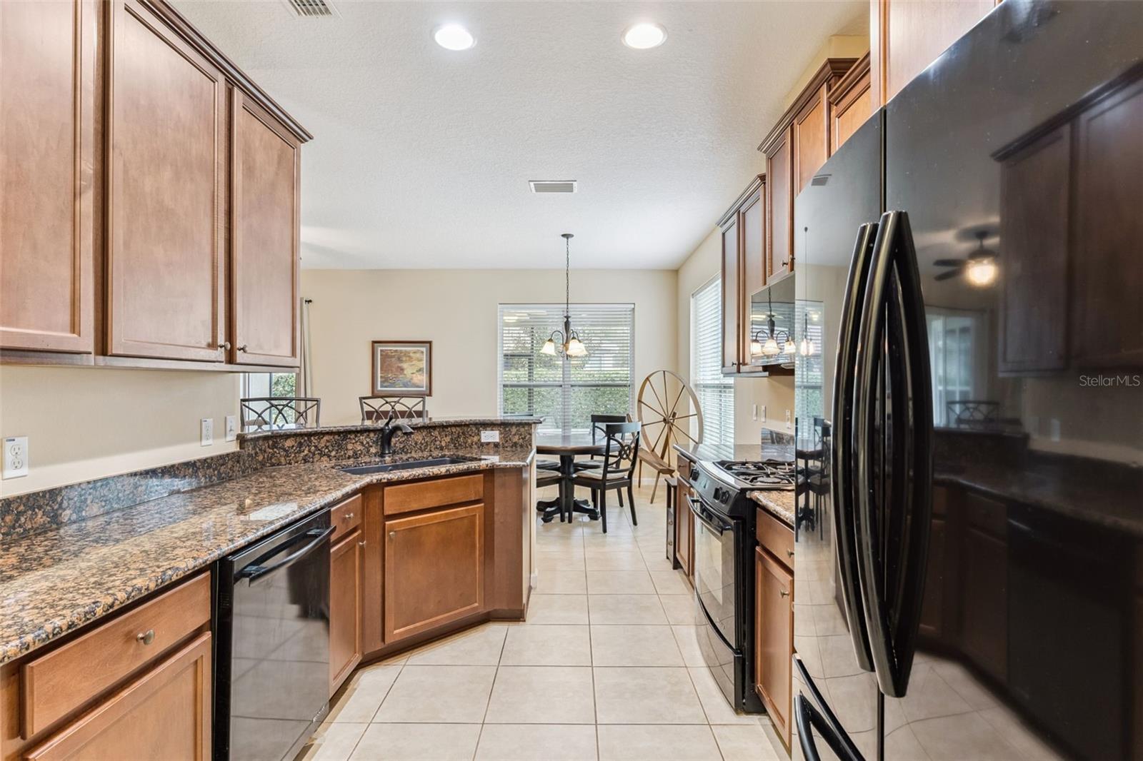 Image 13 of 48 For 1375 Hazeldene Manor