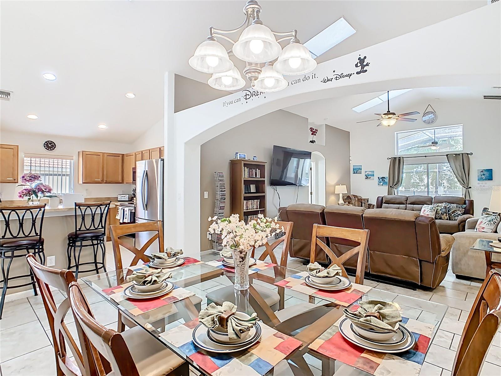 Image 15 of 39 For 512 Viola Dr